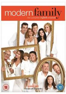 MOVIE  - DVD MODERN FAMILY SEASON 8