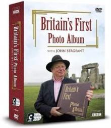  BRITAIN'S FIRST PHOTO ALBUM WITH JOHN SERGEANT - suprshop.cz