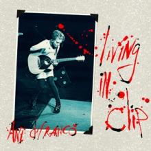  LIVING IN CLIP [VINYL] - suprshop.cz